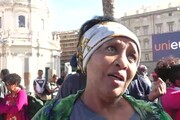 Lo sgombero di piazza Venezia divide movimenti e rifugiati