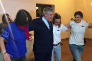Tajani balla con i giovani europei a Norcia