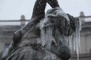 Gelo a Roma, lo spettacolo delle fontane ghiacciate