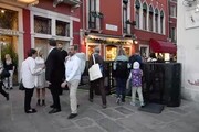 Venezia, installati tornelli per deviare turisti