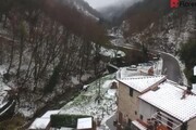 Neve in Toscana, il drone sorvola il Mugello imbiancato