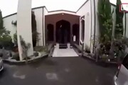 Entra nella moschea e spara in diretta Fb