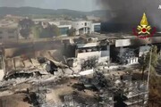 Fabbrica di vernici devastata da un incendio a Vicenza