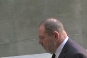 Weinstein alla sbarra, per procura e' stupratore