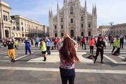 Milano, piazza Duomo diventa una palestra a cielo aperto