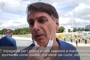 Coronavirus, Bolsonaro saluta i sostenitori: 'Vogliono la liberta''