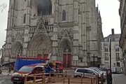 Rogo nella cattedrale di Nantes: 'Incendio doloso'