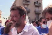 Berlusconi, Salvini: 'Ricevo quotidiani aggiornamenti, gli mando un grande abbraccio'