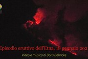 Etna: vulcano da' spettacolo, attivita' stromboliana nella notte