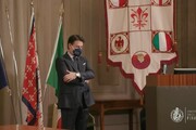 Conte torna in cattedra a Firenze: 'Dedico questa lezione agli studenti'