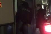 Mafia: blitz ad Adrano, immagini arresti della polizia 
