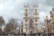 Londra, la campana dell'abbazia di Westminster suona per il principe Filippo