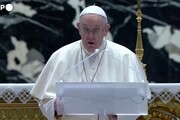 Pasqua, il Papa: 'I vaccini vengano condivisi con i Paesi poveri'
