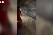 Inondazioni in Cina, 12 morti annegati nella metro di Zhengzhou