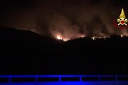 Incendi in Sicilia, brucia per tutta la notte la Piana degli Albanesi