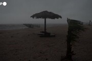 Cuba, l'uragano Ida ha toccato terra: venti a 130 km orari
