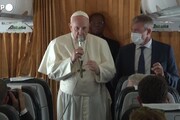 Papa Francesco: 'L'aborto e' omicidio, la Chiesa non sia politica'
