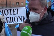 Roma, sit-in dei lavoratori di tre alberghi contro licenziamento