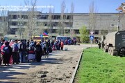 Ucraina, evacuati 127 residenti dall'acciaieria Azovstal di Mariupol
