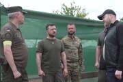 Ucraina, Zelensky visita la base della Guardia Nazionale a Odessa