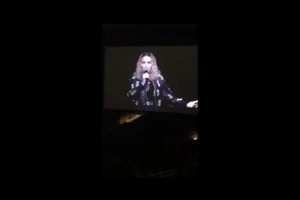 La provocazione hot di Madonna, sesso per chi vota Clinton (ANSA)