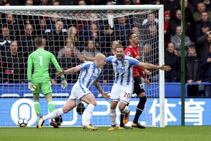 Premier: Huddersfield-Manchester United 2-1 (ANSA)