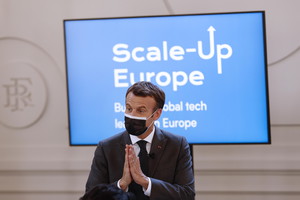 Appello di Macron per giganti digitali Ue davanti agli imprenditori (ANSA)