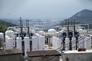 Impianto di produzione di biometano da emissioni da gas da discarica, vicino Genova (ANSA)