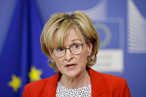 La Commissaria europea ai servizi finanziari, Mairead McGuinness (ANSA)