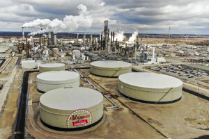 Rapporto Eni, produzione petrolio e prezzi gas in aumento (ANSA)