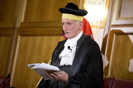 Il neo presidente della Corte dei Conti Raffaele Squitieri durante la cerimonia di insediamento, l'11 dicembre 2013 alla Corte dei Conti di Roma © ANSA 