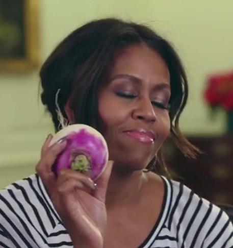 Michelle Obama spopola su Vine con il 'Rap della rapa'. Un frame del video © ANSA