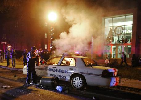 Le proteste a Ferguson nei giorni scorsi © EPA
