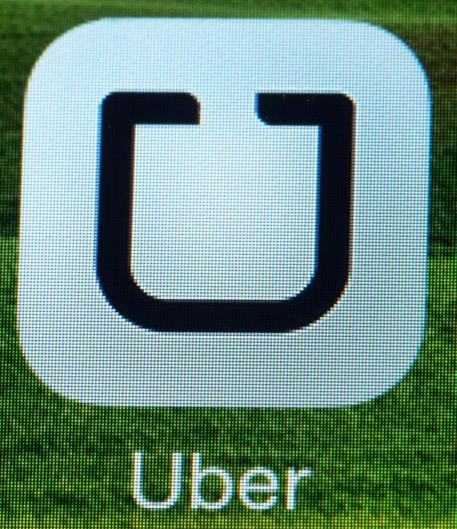 Uber fa la 'cresta' sulle mance, nuova grana per app © EPA