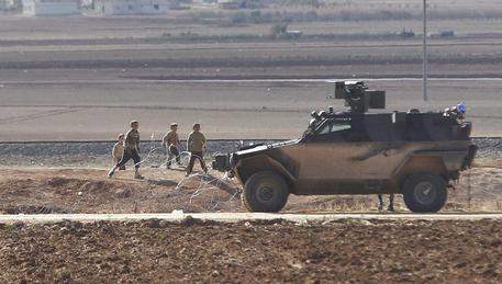 Kurdish-Islamic State conflict in Kobane © EPA