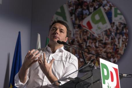 Renzi durante il suo intervento all'assemblea nazionale del Pd a Roma ANSA/MASSIMO PERCOSSI © ANSA