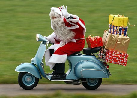 Coldiretti, 1 italiano su 3 ricicla i regali (+2%) di Natale © ANSA