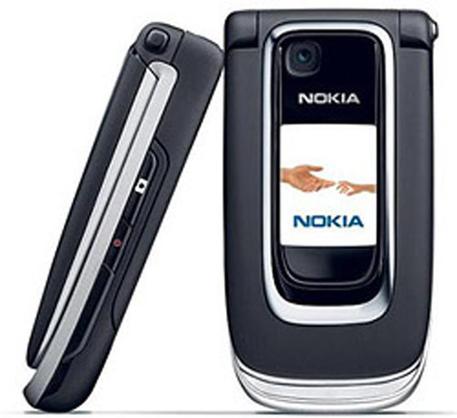 Nokia, flip phone © ANSA