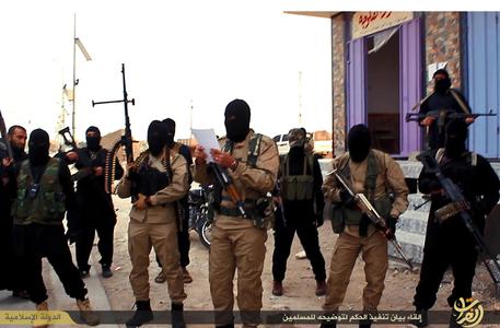 Isis, deputata yazida: '3.500 donne rapite da terroristi' © ANSA