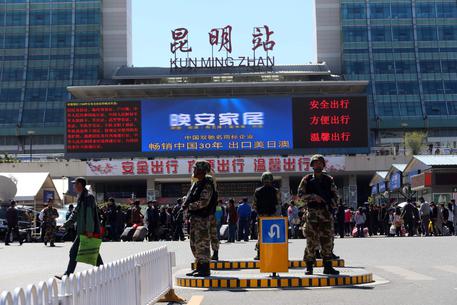 Terrorist attack kills at least 29 in China © EPA