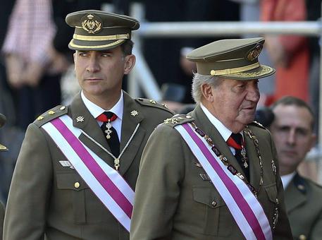 Re Juan Carlos con il figlio, il Principe Felipe © EPA