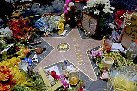 Fiori per Robin Williams sulla Walk of Fame a Hollywood © EPA