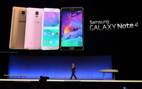Samsung: con Apple e rivali agguerriti -60% utili © EPA