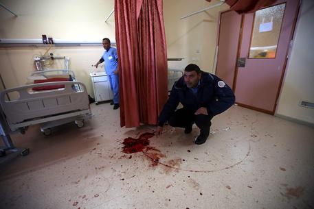 Irruzione forze israeliane in ospedale Hebron © EPA
