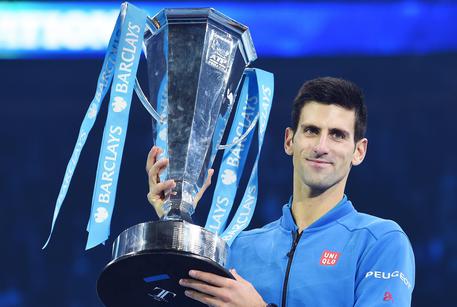 Djokovic batte Federer e vince Atp Finals © EPA