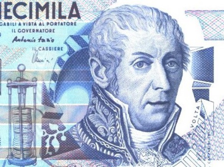 L'immagine di Alessandro Volta sulla vecchia banconota da diecimila lire © Ansa