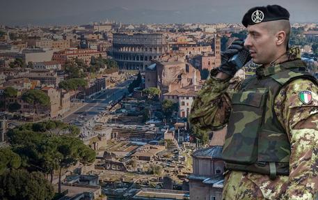 L'Esercito Italiano per l'operazione 'Strade sicure' a Roma © ANSA