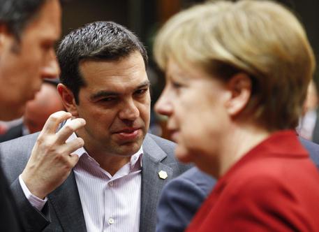 Alexis Tsipras con Angela Merkel © ANSA 
