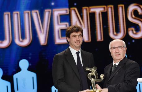 Il presidente della Juventus Andrea Agnelli (S) con il presidente della Figc, Carlo Tavecchio © ANSA