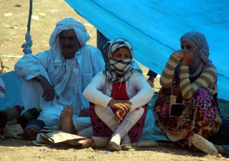 Un gruppo di yazidi in Iraq © EPA